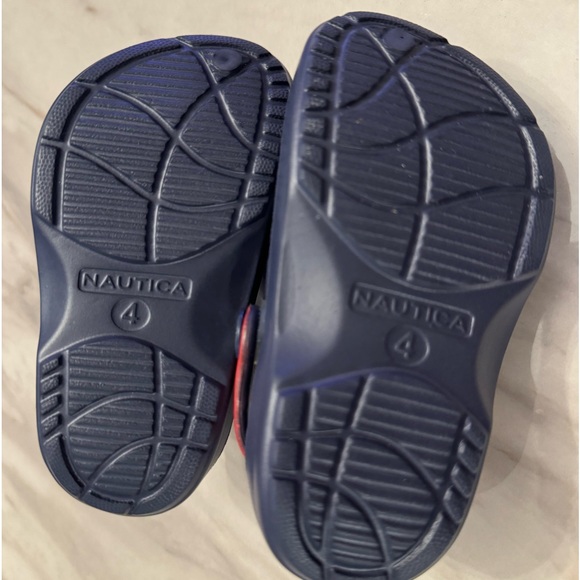 Nautica Kids Shoes Size 4T NWOT - Picture 2 of 5